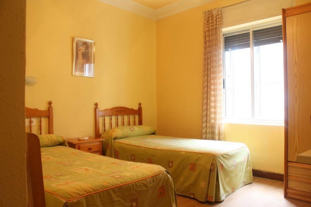 Hostal Temino Burgo Buitenkant foto