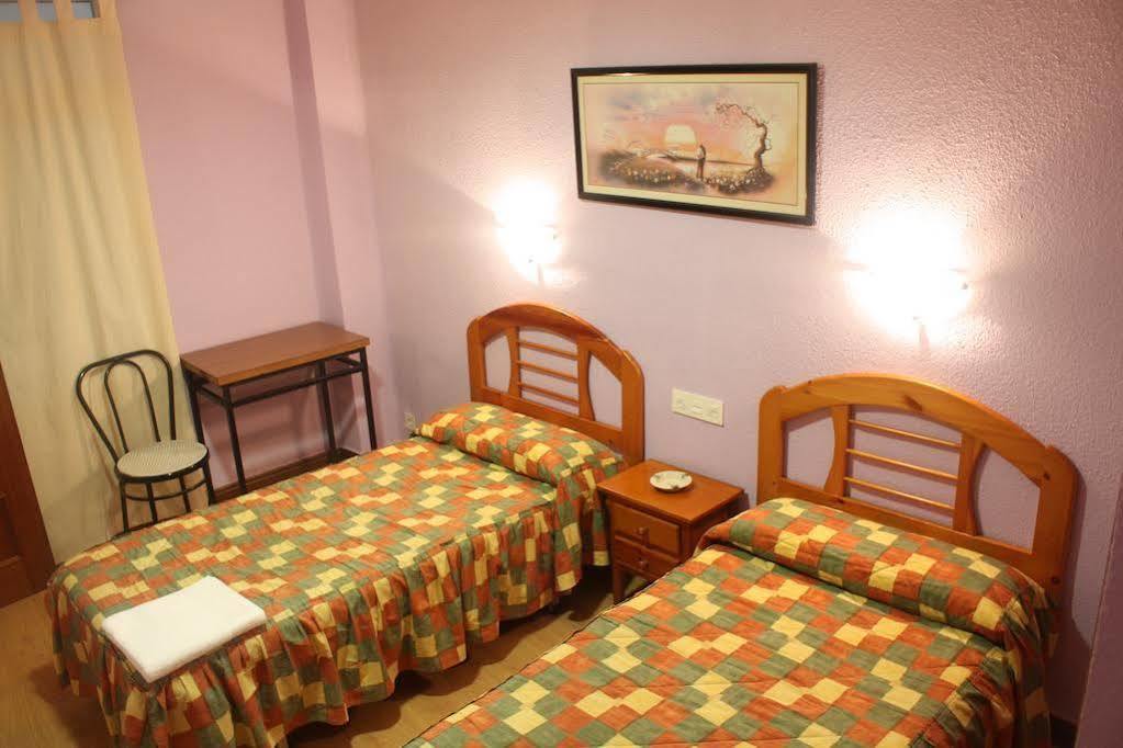 Hostal Temino Burgo Buitenkant foto